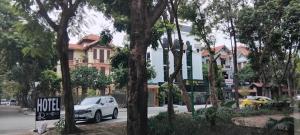 Zahrada ubytování Romeo Villa Hotel HN - by BAY LUXURY