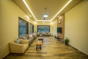 Posezení v ubytování Sri Vidhya Residency by Indo Stays