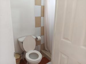 O baie la Christina's Guest House OFFICIAL