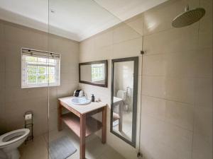 Vannituba majutusasutuses Tokai Forest Guest House