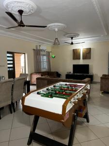 TV/trung tâm giải trí tại Cosy concorde expérience - 4eme étage