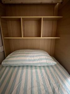 Feng3 Girls Hostel客房内的一张或多张床位