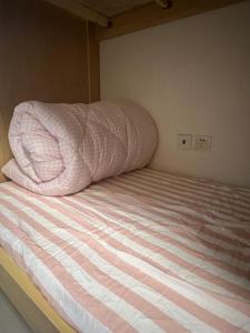 Feng3 Girls Hostel客房内的一张或多张床位
