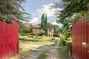 Fotografia z galérie ubytovania Villa La Bruscola v destinácii Barberino di Mugello