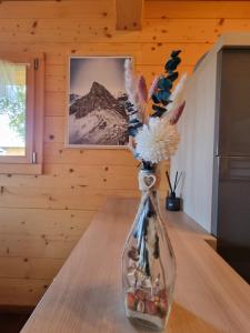 Imagine din galeria proprietății Chalet de charme -vue magnifique în Chamoson