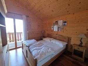 Imagine din galeria proprietății Chalet de charme -vue magnifique în Chamoson