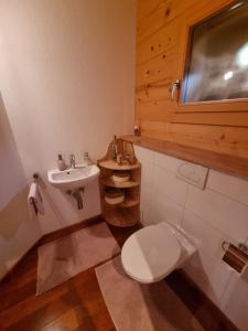 Gallery image of Chalet de charme -vue magnifique in Chamoson