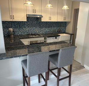 Una cocina o cocineta en Seapoint Pearl