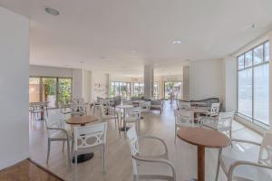Un restaurante o sitio para comer en Moon Dreams Roquetas