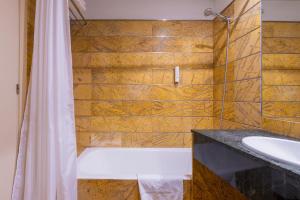 Un baño de Moon Dreams Roquetas