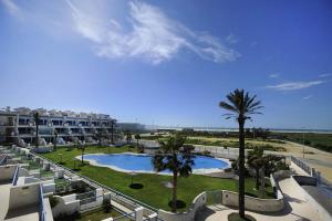 Bazén v ubytování Livingtarifa Sol Tarifa nebo v jeho okolí