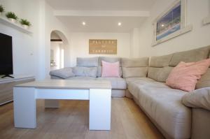 Χώρος καθιστικού στο Livingtarifa Casa Tarik