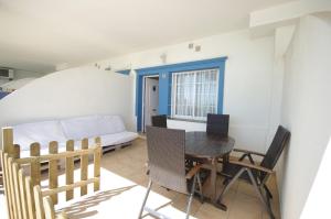 Posezení v ubytování Livingtarifa Apartamento Guacamayo