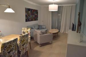 Część wypoczynkowa w obiekcie Livingtarifa Apartamento Anhelo