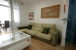 Posezení v ubytování Livingtarifa Apartamento Agaporni
