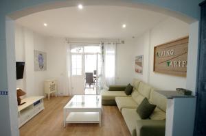 Posezení v ubytování Livingtarifa Apartamento Agaporni
