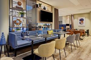Posezení v ubytování Courtyard by Marriott Schwerin