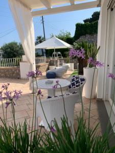A garden outside Bettola del Re home boutique b&b