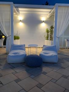 A seating area at Bettola del Re home boutique b&b
