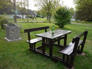 Zahrada ubytování Gemütliches Haus im Feriendorf Silbersee