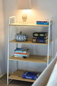 Η βιβλιοθήκη της παραθεριστικής κατοικίας