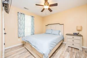 Postel nebo postele na pokoji v ubytování The Strickland Stopover