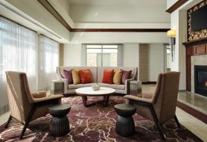 Homewood Suites by Hilton Shreveport Bossier City, LA的休息区