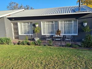 Κήπος έξω από το Benlamond Guest Farm