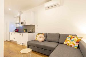Kuchyň nebo kuchyňský kout v ubytování Beach garden apartment