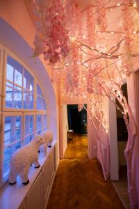 Μια τηλεόραση ή/και κέντρο ψυχαγωγίας στο Fusion Apartments