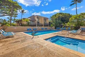 Charming Tropical Kihei Gardens 2-Bed Suite - New内部或周边的泳池