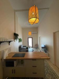 Η κουζίνα ή μικρή κουζίνα στο Chic and classic apartment in Santurce Apt 5 +13 φωτογραφίες