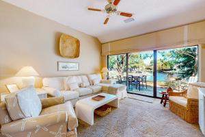 Un lugar para sentarse en Beachwalk Villa 5069