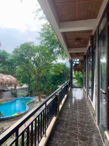 Hồ bơi trong/gần Mai Chau Village View