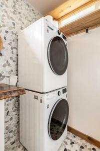奥斯汀Cozy Coop Casita - Lake Travis-Hot Tub-Tiny House的相册照片