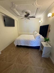 TV a/nebo společenská místnost v ubytování Hotel Casa Monzerrat