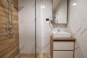 Koupelna v ubytování Lux studio Andrej A43 Hotel Djina