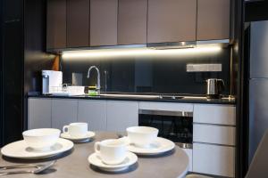 Dapur atau dapur kecil di Scarletz Suites KLCC by GB