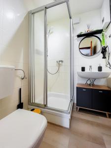 Ένα μπάνιο στο Cozy Studi Apartment - Kaiserslautern
