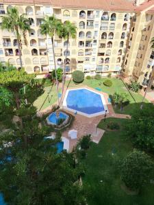 Swimmingpoolen hos eller tæt på Diamond Room Centre Fuengirola 2