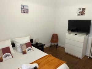 Et tv og/eller underholdning på Relais de commerce