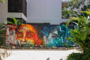 Billede fra billedgalleriet på Luxury Studio with Balcony and Rooftop Pool in Best Location i Tulum