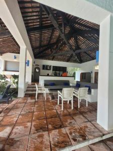 Ảnh trong thư viện ảnh của Casa estilo suizo cerca del mar ở Tierra Mala