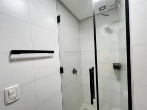 Ένα μπάνιο στο Studio Lounge Impecável Novo +30 φωτογραφίες