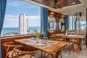 Cảnh biển hoặc tầm nhìn ra biển từ khách sạn
