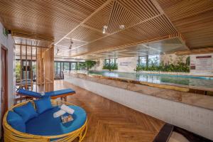 Hồ bơi trong/gần White Sand Boutique Hotel