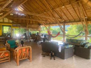 Afbeelding uit fotogalerij van bella vista in Bellavista