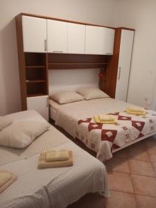 Posteľ alebo postele v izbe v ubytovaní Lovely Meta apartments
