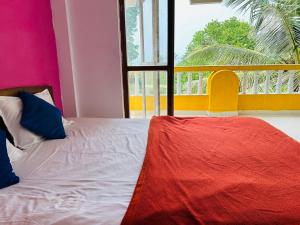 Postel nebo postele na pokoji v ubytování Beach view villa calangute