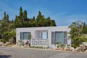 Το κτήριο όπου στεγάζεται  η βίλα